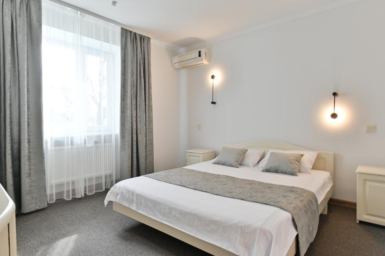 Makis Hotel Spa Poddubtsy Exterior foto