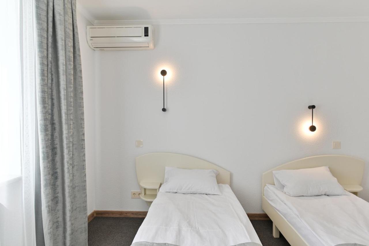 Makis Hotel Spa Poddubtsy Exterior foto